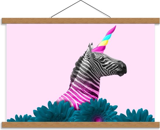 Schoolplaat – Zebra als Eenhoorn met Bloemen - 60x40cm Foto op Textielposter (Wanddecoratie op Schoolplaat) Schoolplaat – Zebra als Eenhoorn met Bloemen - 60x40cm Foto op Textielposter (Wanddecoratie op Schoolplaat)