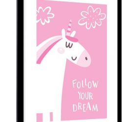 Illustratie van een eenhoorn en de quote Follow your dreams 60x90 cm