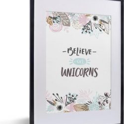 Kinderillustratie Believe in unicorns quote 30x40 cm - klein