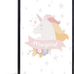 Kinderillustratie van een eenhoorn met de quote Magical 80x120 cm