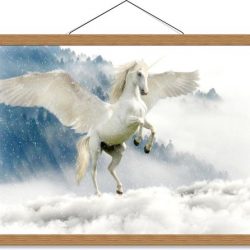 Schoolplaat – Witte Eenhoorn in de Wolken - 60x40cm Foto op Textielposter (Wanddecoratie op Schoolplaat)