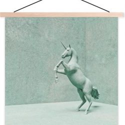 Stenen beeld van eenhoorn schoolplaat platte latten blank 120x120 cm - Foto print op textielposter (wanddecoratie woonkamer/slaapkamer)