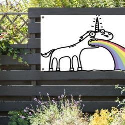 Tuinposter Eenhoorn illustratie - Een illustratie van een eenhoorn die een regenboog uitspuwt tuinposter 120x80 cm - Tuindoek/Buitencanvas/Schilderijen voor buiten (tuin decoratie)