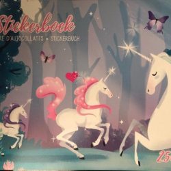 stickerboek unicorn vol met mooie stickers
